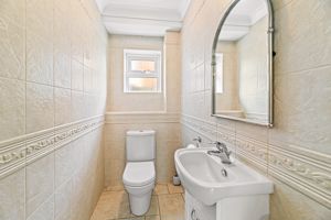 WC- click for photo gallery